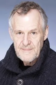 Ian Gelder en Surge