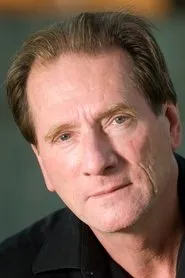Retrato de Ian Ruskin