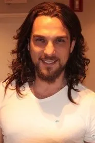 Foto de Igor Rickli como Zac