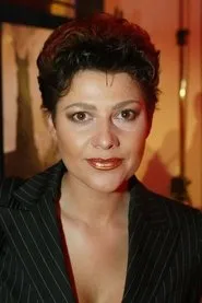 Retrato de Ilona Csáková