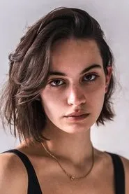 Inès Spiridonov en Barbarians