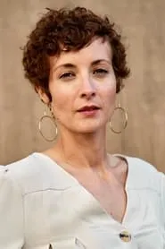 Foto de Irene Anula interpretando a en Asamblea