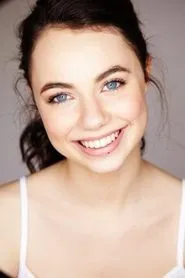 Foto de Ivy Latimer como Nixie