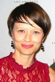 Jacinta John en Isolate