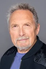 Foto de Jacques Michel interpretando a Jean Bonzon en La guerre dans le Haut Pays