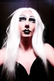 Jamie Deetz en The Revenge of Shitters