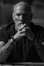 Retrato de Jay Dobyns