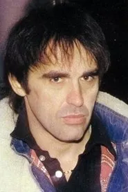 Jean-Patrick Capdevielle en L'Énigme des sables