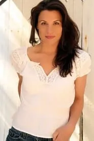 Foto de Jennifer Carta interpretando a Work Study en P.S.