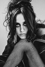 Jesse Jo Stark en So bad