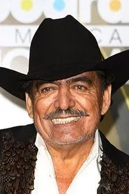 Foto de Joan Sebastian como Tomás Santillana