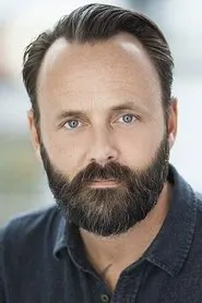 Retrato de Joel McNichol
