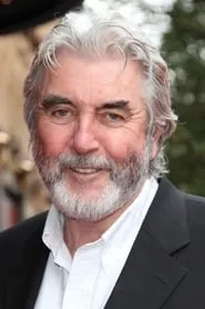 John Alderton en Keeping Tom Nice