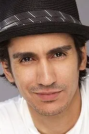 Retrato de John Bryant Davila