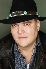 Retrato de John Popper