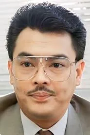 Johnny Ngan Kwok-Leung en Host for a Ghost