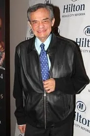 Foto de José José interpretando a Self (archive footage) en Carlos Rivera: leyendas