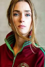 Josephin Busch en Tram ...wasch Dir vorm Sterben nochmal die Hände