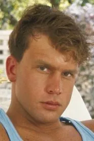 Retrato de Josh Taylor
