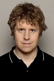 Retrato de Josh Widdicombe