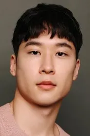 Retrato de Joshua Hyunho Lee