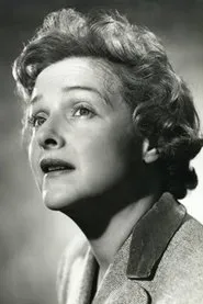 Foto de Joyce Redman interpretando a Lady Coote en El misterio de las siete esferas