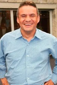 Juan Ricardo Lozano en Muertos de susto