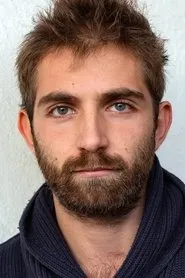 Retrato de Jules Sadoughi