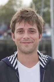 Julien Baumgartner en Chez nous c'est trois !