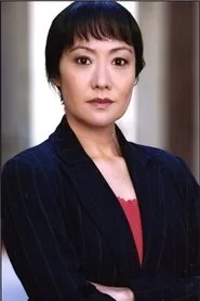 June Angela en Believers