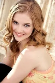 Foto de Kaitlyn Jenkins como Bettina 'Boo' Jordan