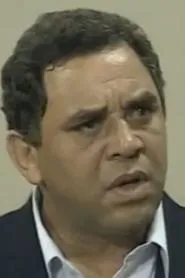 Foto de Kamal Soliman interpretando a Refae en The Third Class