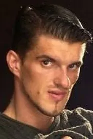 Retrato de Kamil Klein