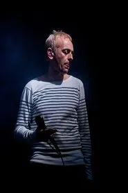 Retrato de Karl Hyde
