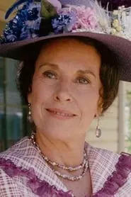 Retrato de Katherine MacGregor