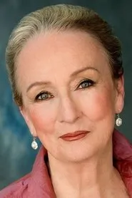 Kathleen Chalfant en QM, I Think I'll Call Her QM