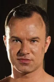 Retrato de Ken Mack