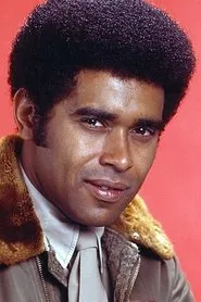 Retrato de Kenneth Washington