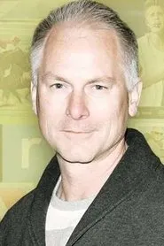 Retrato de Kenny Mayne