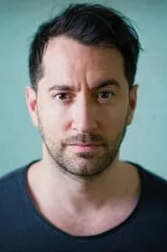 Retrato de Keyvan Khojandi
