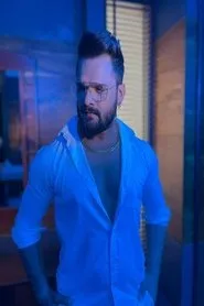 Retrato de Khesari Lal Yadav