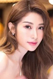 Retrato de Khổng Tú Quỳnh