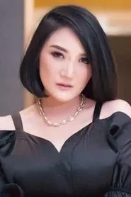 Kiki Amalia en Mustika Pemikat