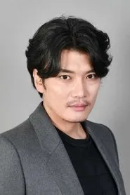 Retrato de Kim Yoon-sung