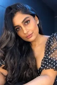 Kira Narayanan en Koothan