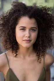 Retrato de Kirsty Marillier