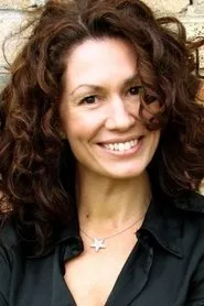 Kitty Flanagan en Shaun Micallef's World Around Him