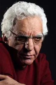 Retrato de Kiumars Pourahmad