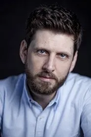 Foto de Laurence Rickard como Various