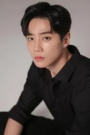 Lee Jun-young en Cazadores en tierra inhóspita